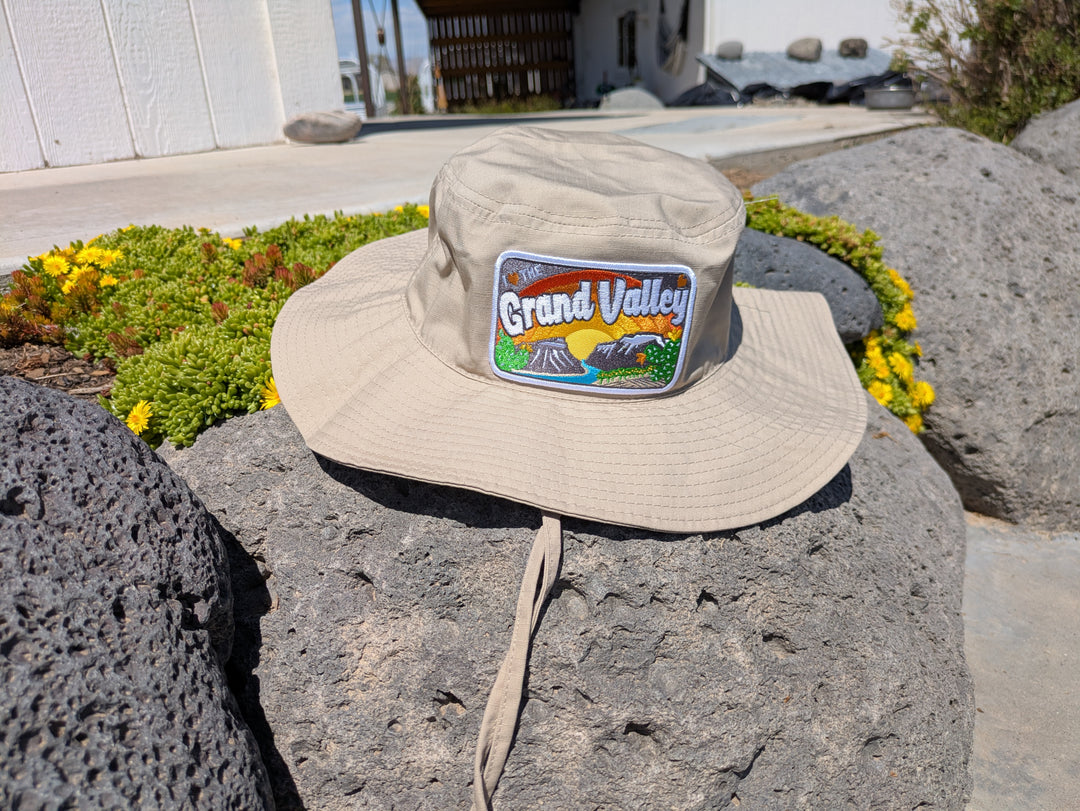 I LOVE THE GRAND VALLEY- DECKY