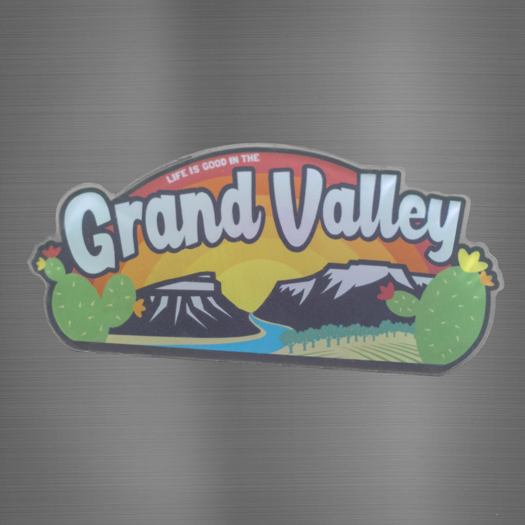 Grand Valley magnet round